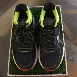 Men’s tennis shoes.  Worn once